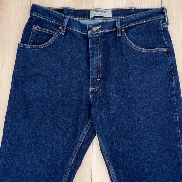 Wrangler Authentics Men's Classic 5-Pocket Regular Fit Dark Wash Jeans 36x29 - Picture 4 of 14